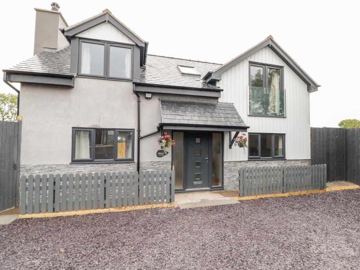 Hunters Cottage Benllech Esterno foto