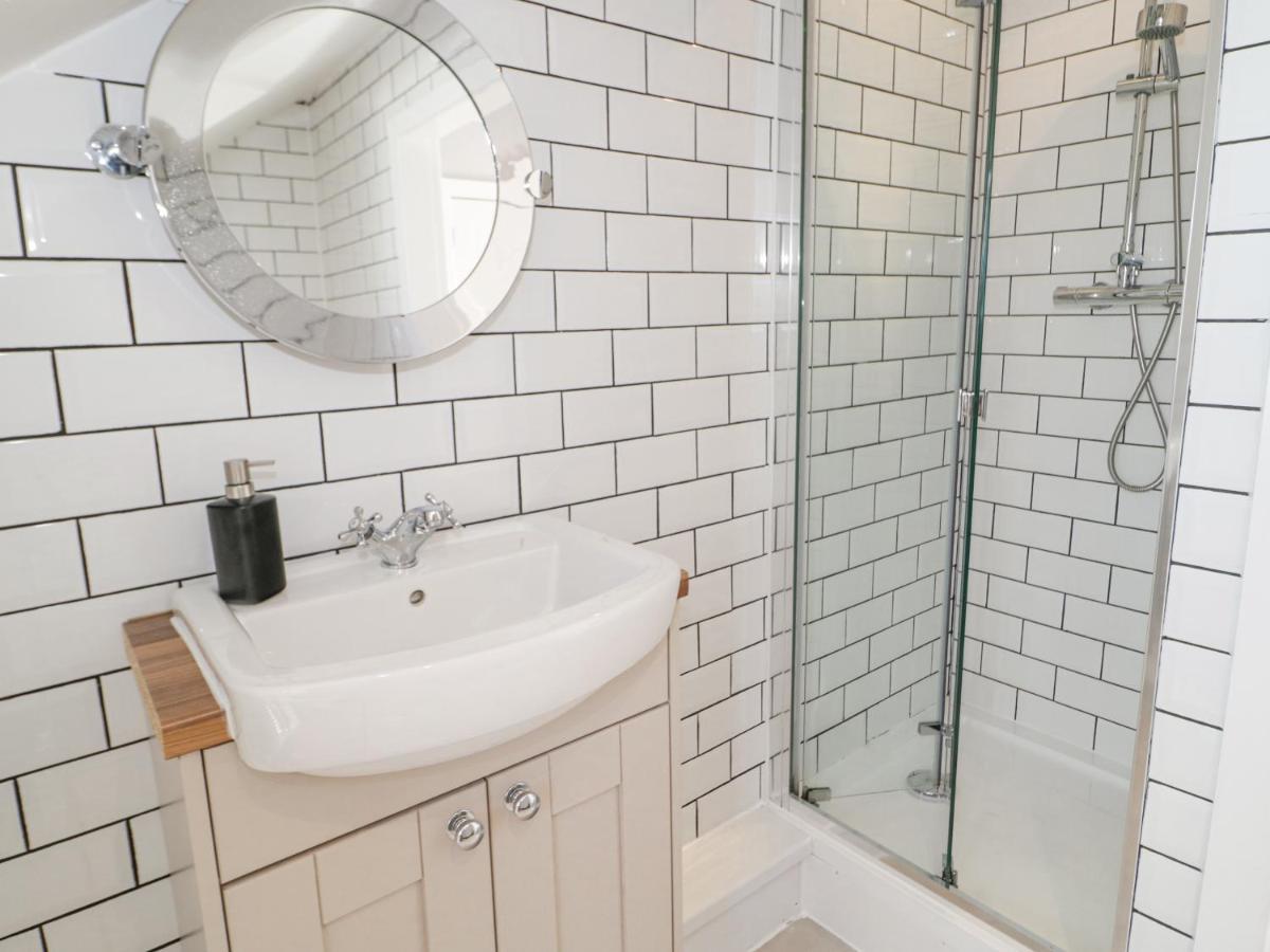 Hunters Cottage Benllech Esterno foto