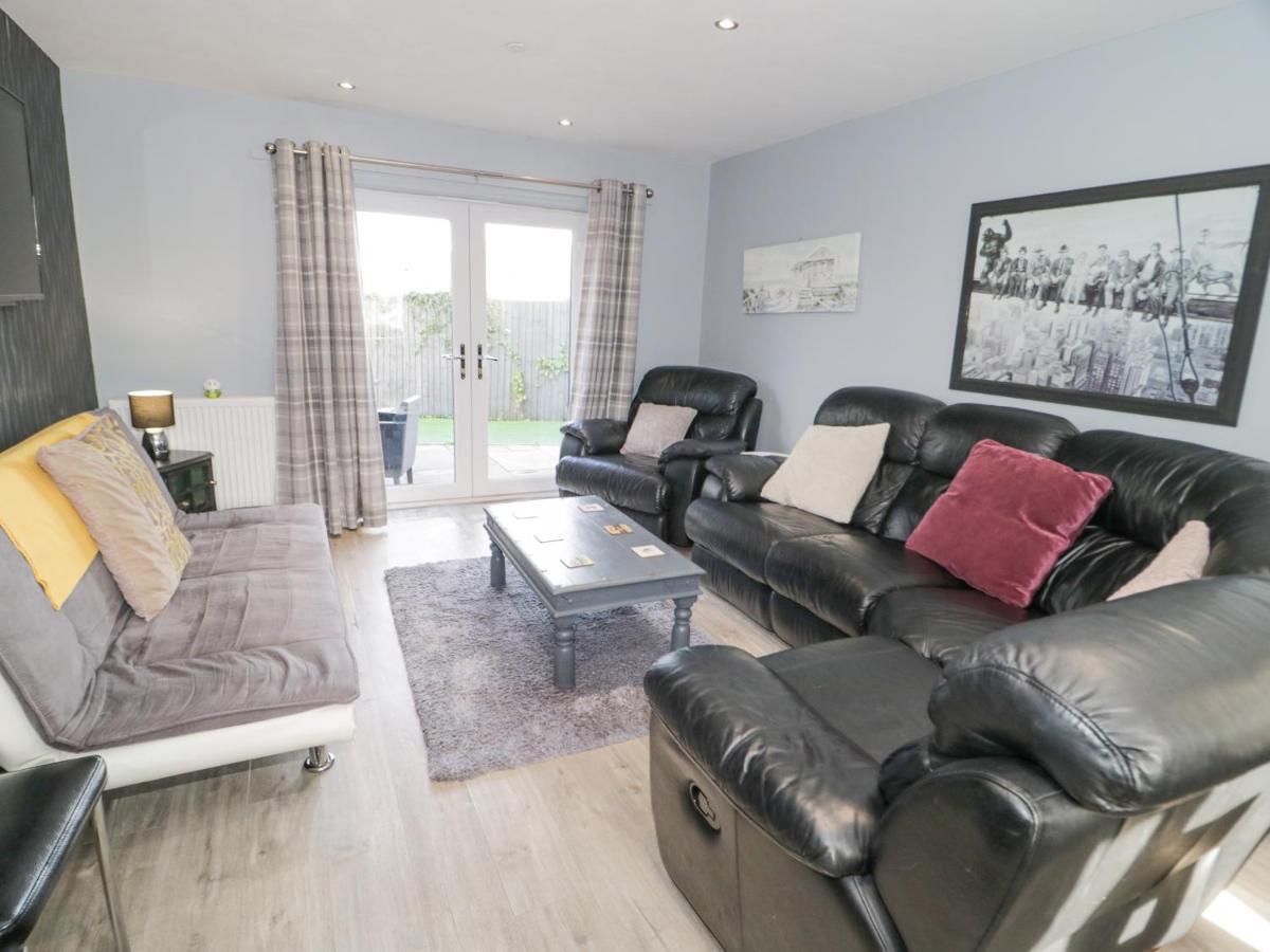 Hunters Cottage Benllech Esterno foto