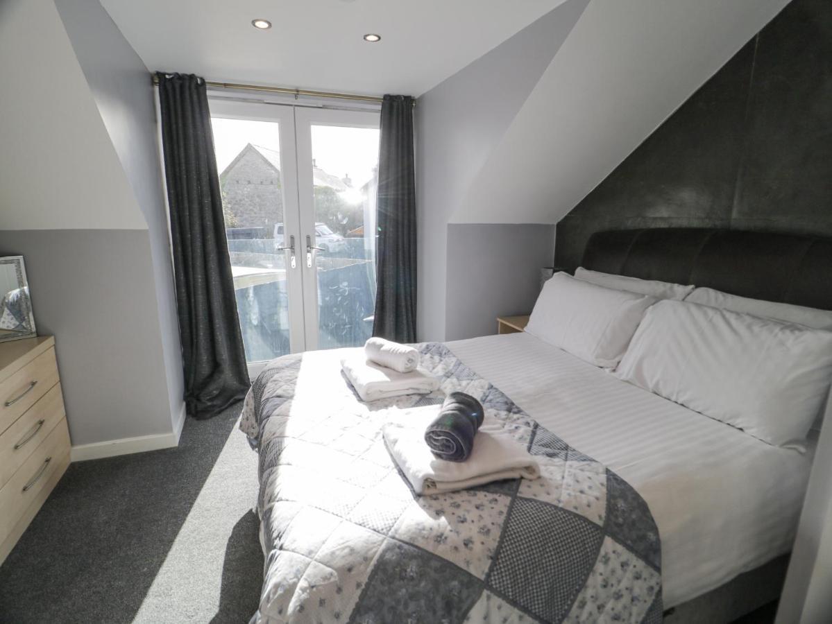 Hunters Cottage Benllech Esterno foto