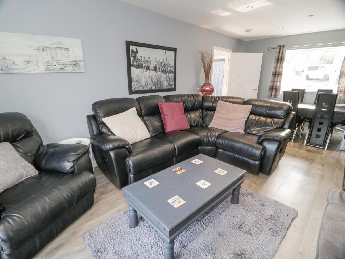 Hunters Cottage Benllech Esterno foto